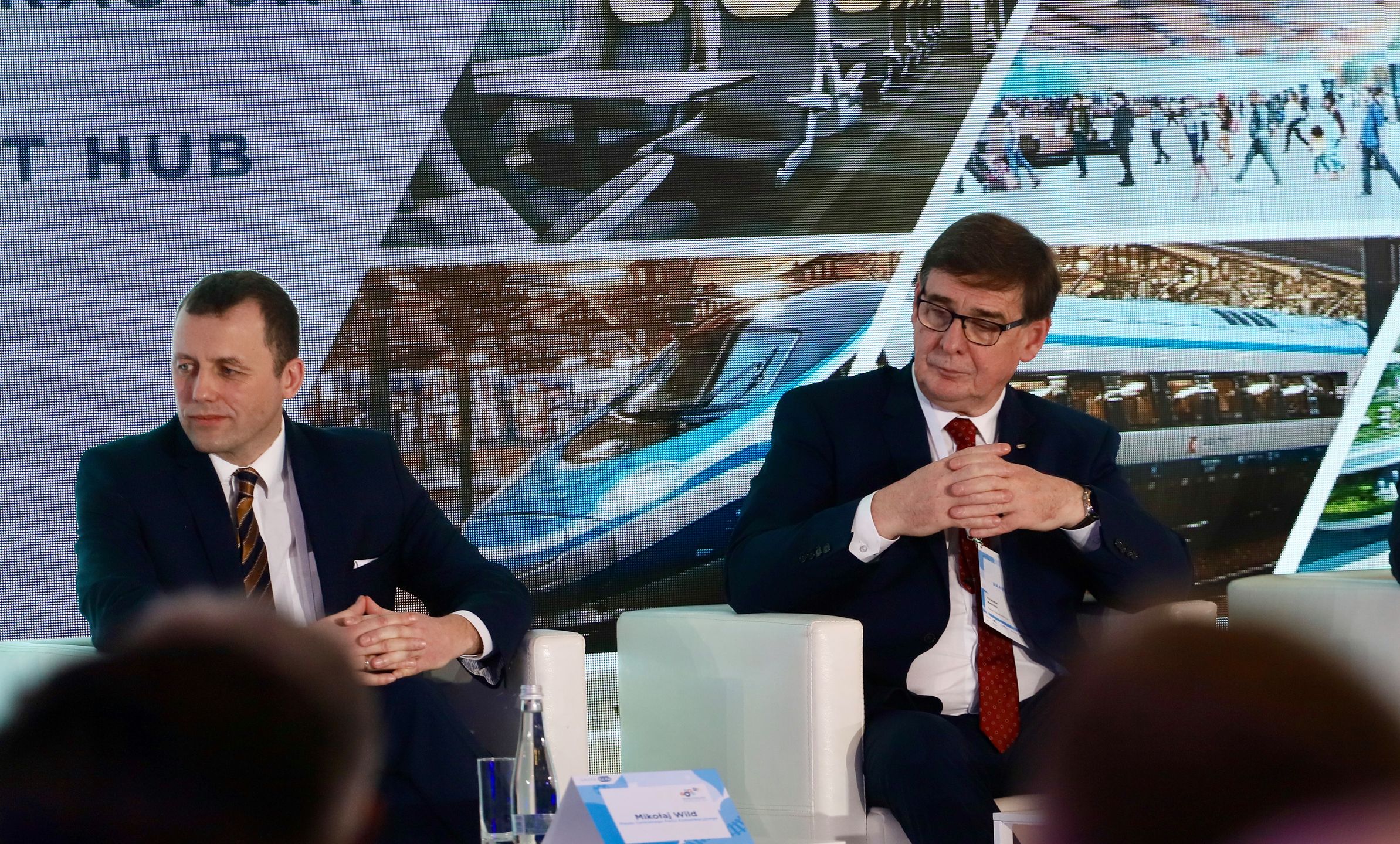Prezes spółki CPK Mikołaj Wild oraz prezes PKP S.A. Krzysztof Mamiński.  