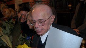 Stanisław Lem zaraz po odebraniu nagrody