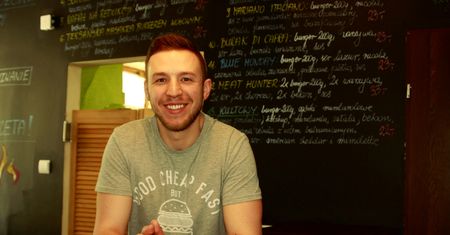 Pot, łzy i zgrzytanie zębami. Czyli najostrzejszy burger w Polsce