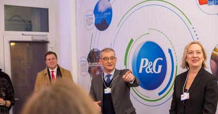Priorytetem jest bezpieczeństwo pracowników. Biznes sobie poradzi