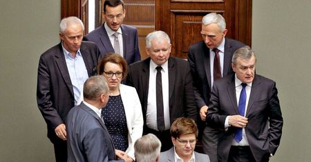 PiS uderza w PO nowym spotem. "Puste obietnice"