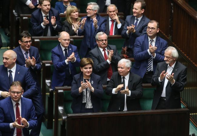 "To tylko unik. PiS poprze prace nad zaostrzeniem prawa do aborcji"