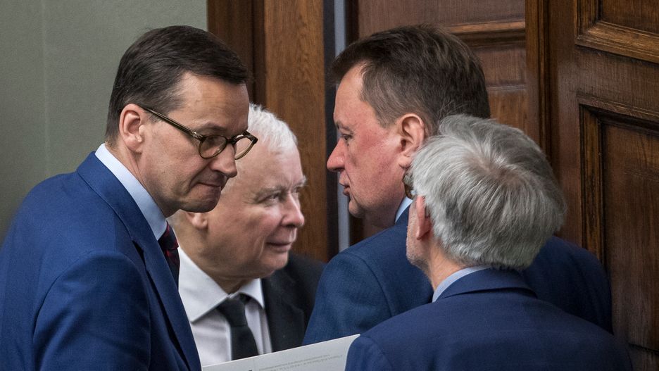 Premier Mateusz Morawiecki, prezes PiS Jarosław Kaczyński i szef MON Mariusz Błaszczak