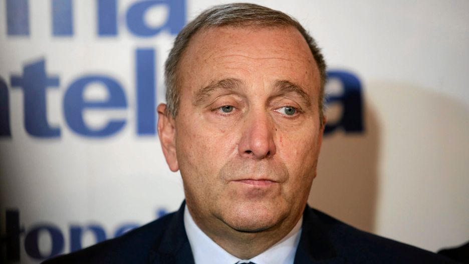 Schetyna: To jest znak kompromitacji, w której niestety bierze udział także prezydent Duda