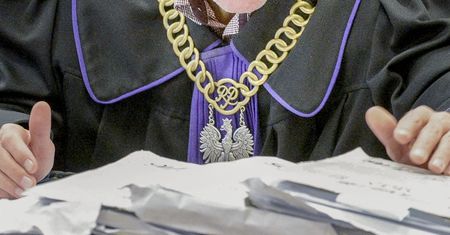 Przemysław J. usłyszał wyrok. Dożywocie za zabójstwo matki