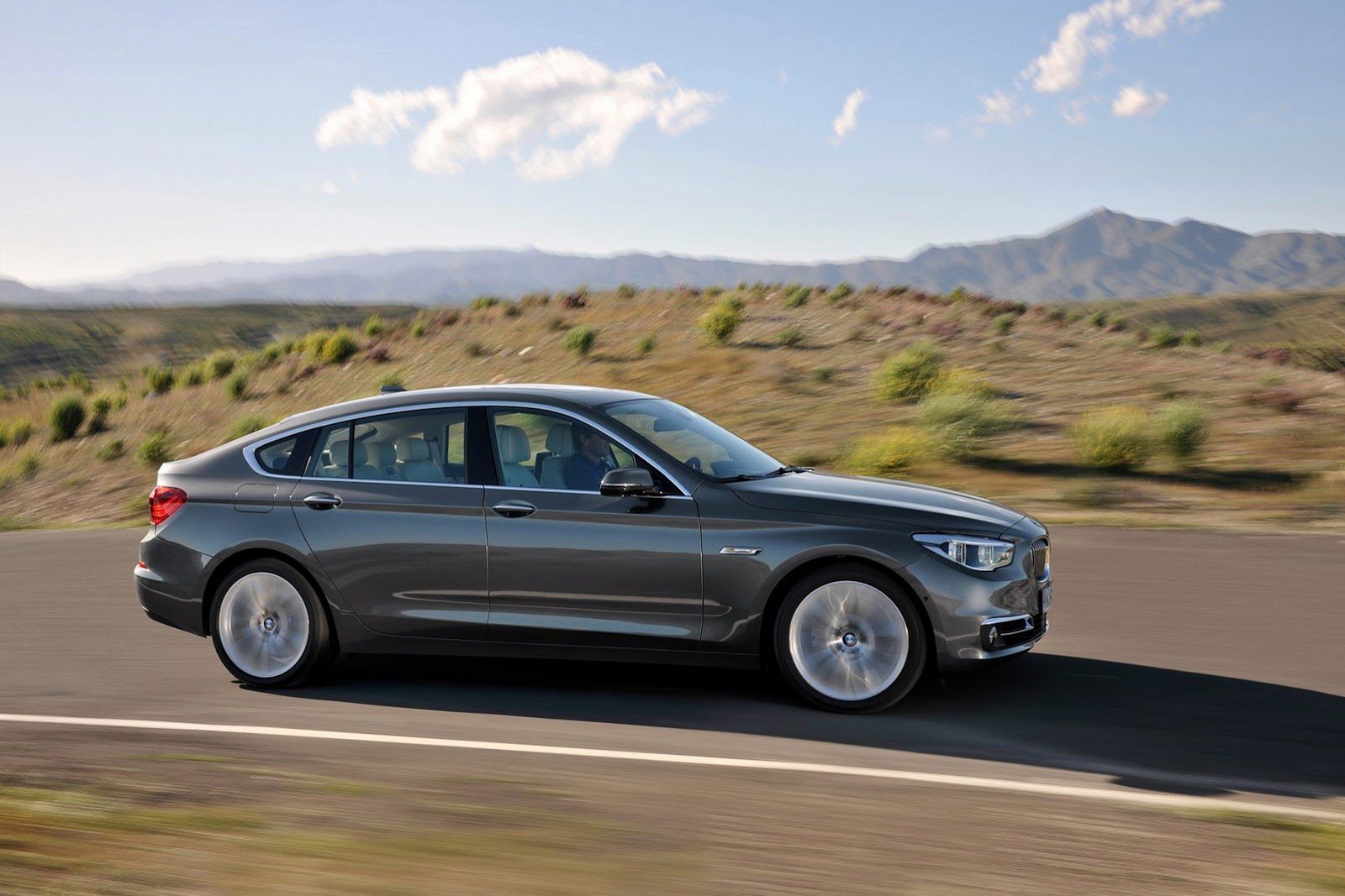 2014 BMW Serii 5 Sedan, Touring, Gran Turismo [galeria] 132