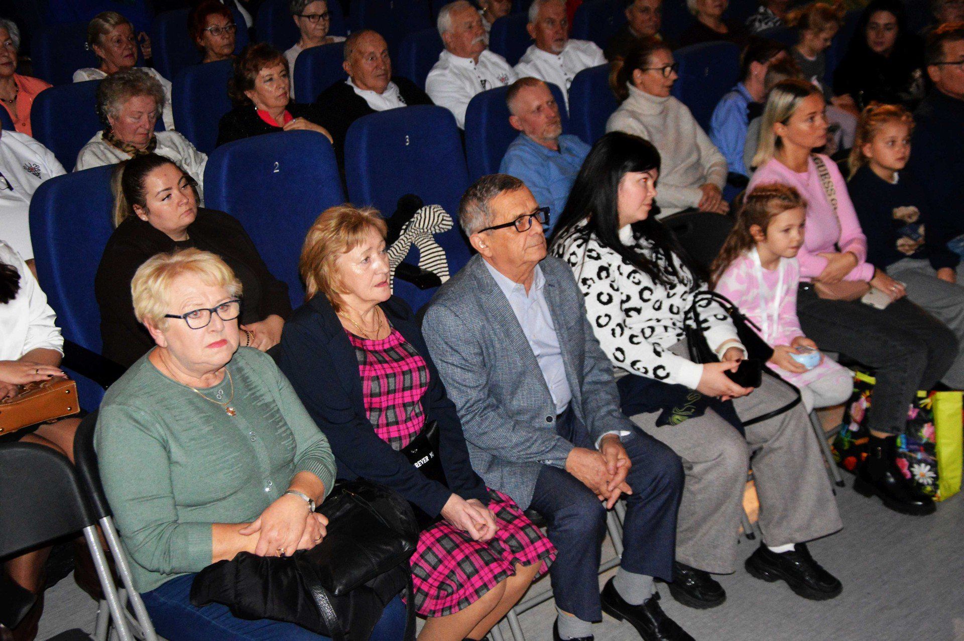 Dzień Seniora w Suchedniowa obfitował w występy artystyczne, impreza połączyła trzy pokolenia.