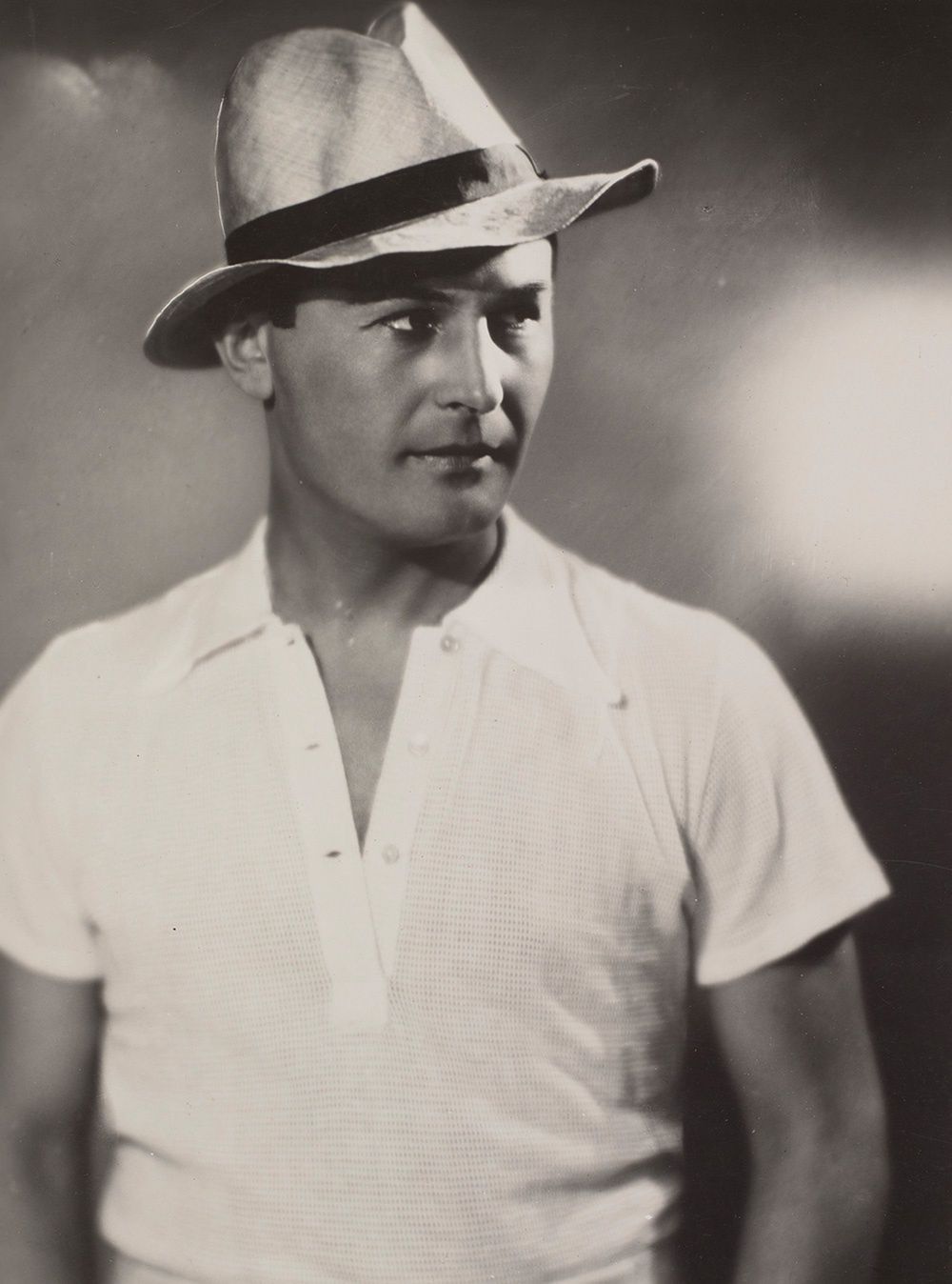 Jan Kiepura w filmie Tout pour l’amour. 1933 rok (domena publiczna)