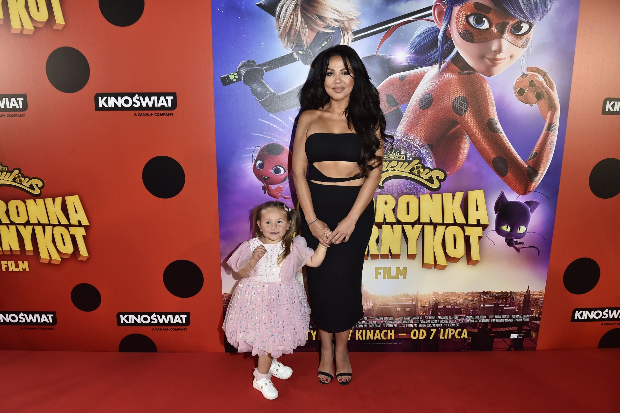 Sylwia Bomba z córką na premierze bajki 