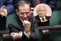 Cała Polska widziała ten gest. Kaczyński idzie w zaparte