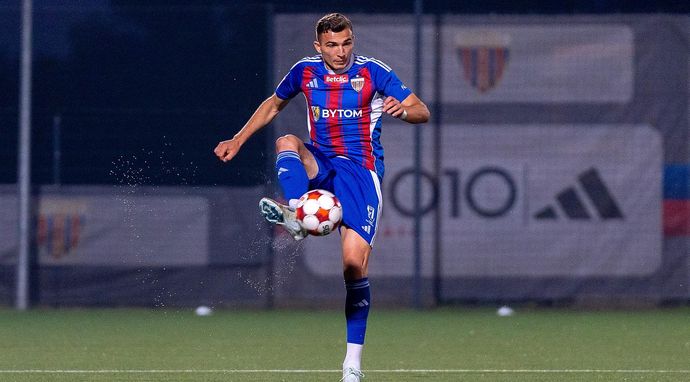 Piłka nożna: Betclic 1. Liga - mecz: Wieczysta Kraków - Polonia Bytom