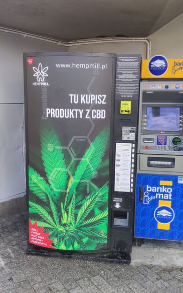 Najbardziej kontrowersyjna okazała się maszyna przy podstawówce