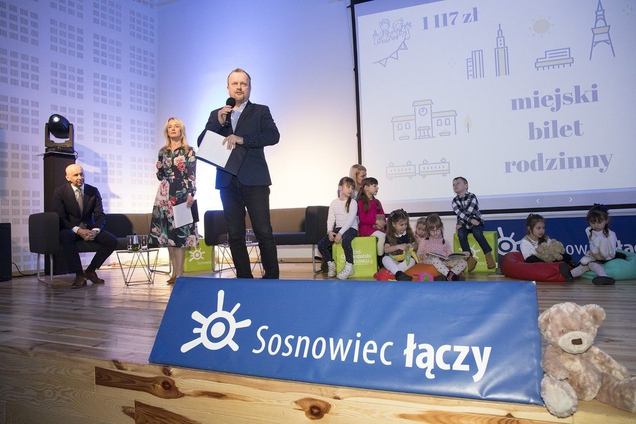 Szczegóły programu &#34;Demotrendy&#34; poznaliśmy pod koniec marca tego roku w Zagłębiowskiej Mediatece w Sosnowcu