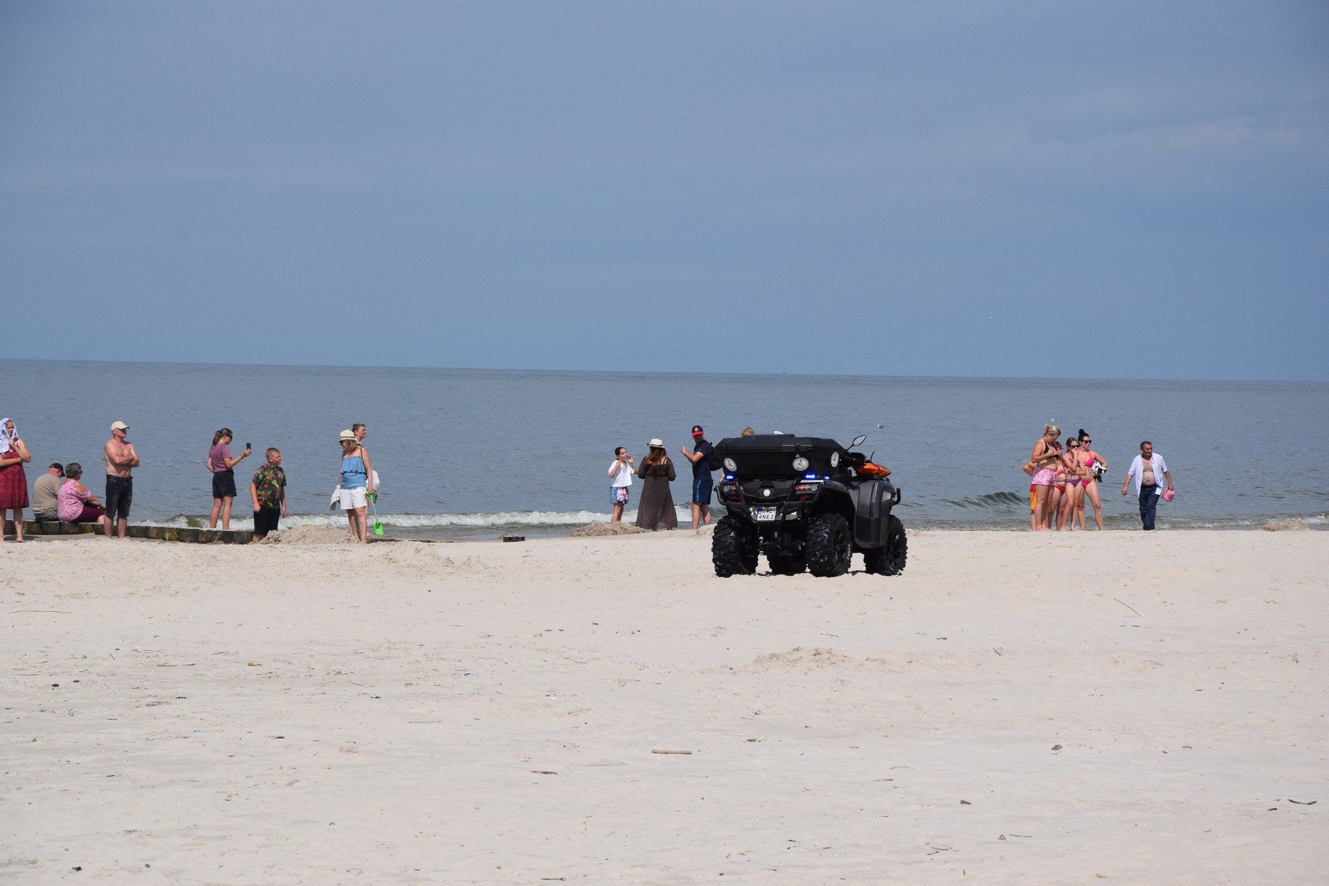 Dziewczynka straciła przytomność na plaży w Łebie