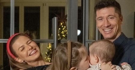 Lewandowscy na... sankach. Tak korzystają z życia