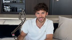 Puchar doręczony kurierem. Kierowca F1 doczekał się