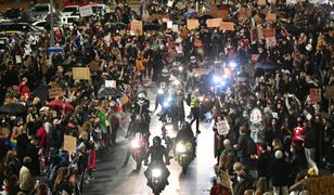 Strajk kobiet. Nie tylko Wrocław wyszedł na ulice. Protesty na całym Dolnym Śląsku