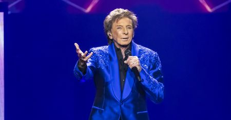 Barry Manilow zachorował na raka. Przełożył koncerty