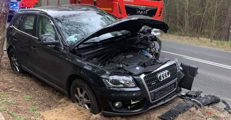 Kierowca Audi wjechał w karetkę przewożącą pacjenta