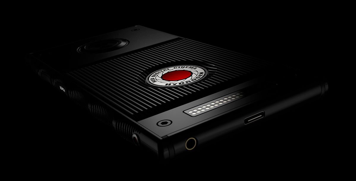 RED HYDROGEN ONE: smartfon z „holograficzym wyświetlaczem”?