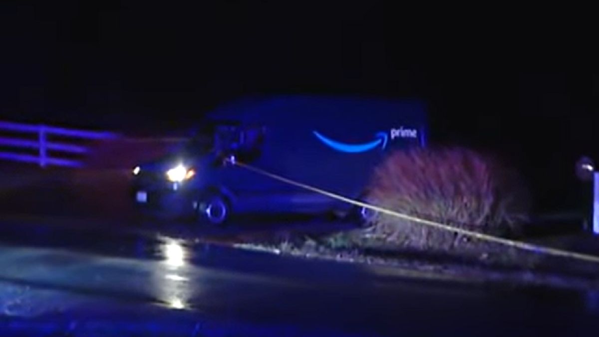 Kierowca zginął na prywatnej posesji.