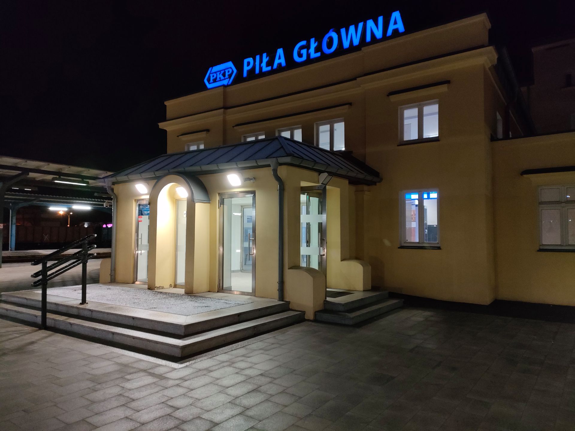 OPPO Reno 5 to ucieleśnienie tego, co mi w tej marce nie pasuje 6