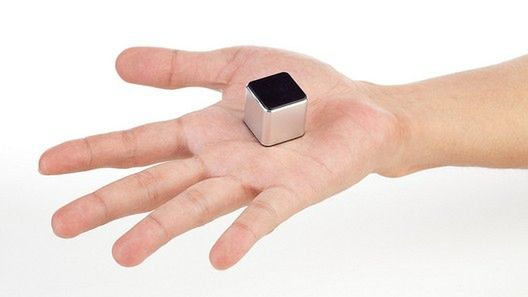 Czy to najmniejszy, dotykowy odtwarzacz MP3 na świecie?