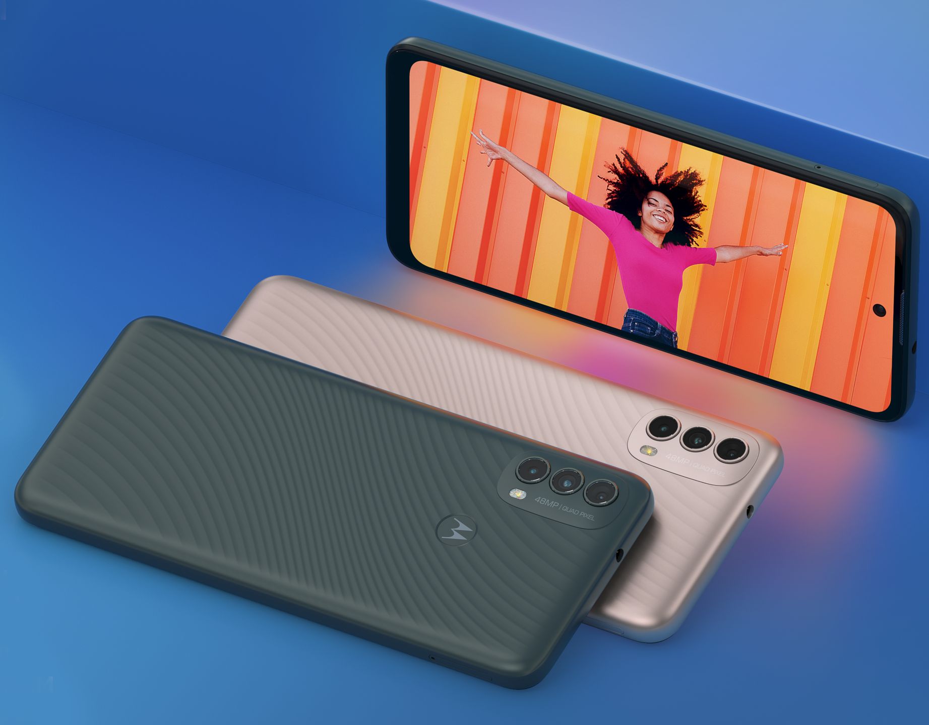 Motorola Moto E30 i E40 już w Polsce. Ekran 90 Hz na każdą kieszeń 2