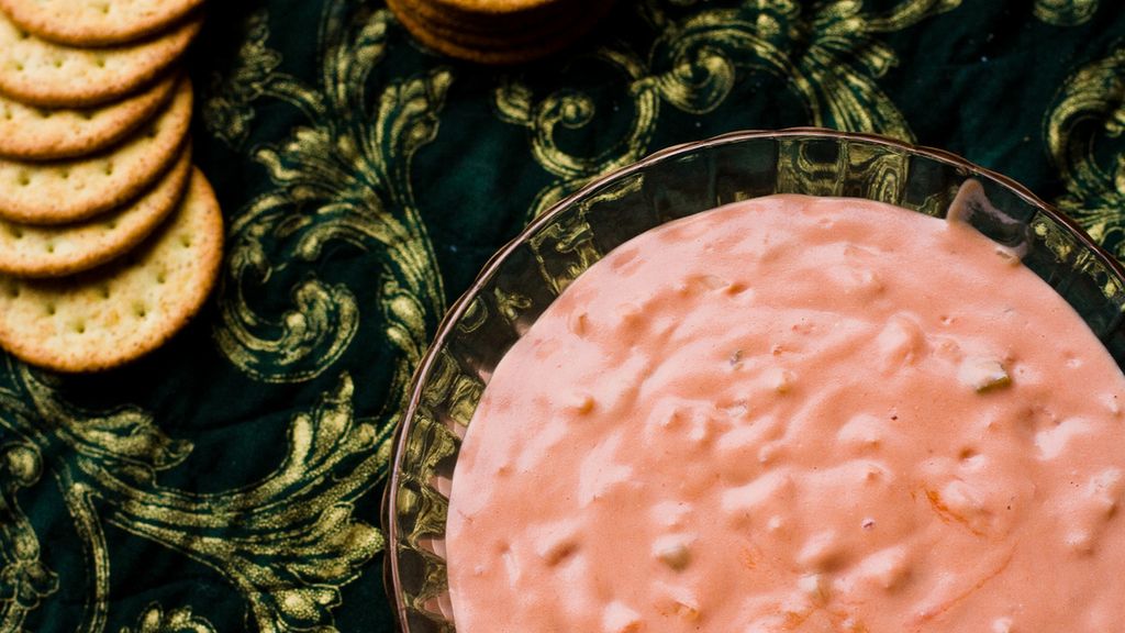 Sos koktajlowy (do kupienia gotowy do spożycia)