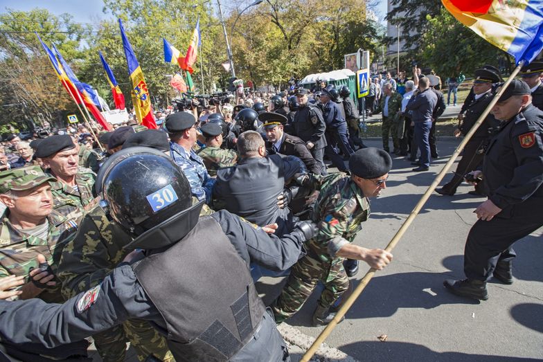 Defraudacja miliarda dolarów w Mołdawii. 20 tys. osób protestowało przeciw władzy
