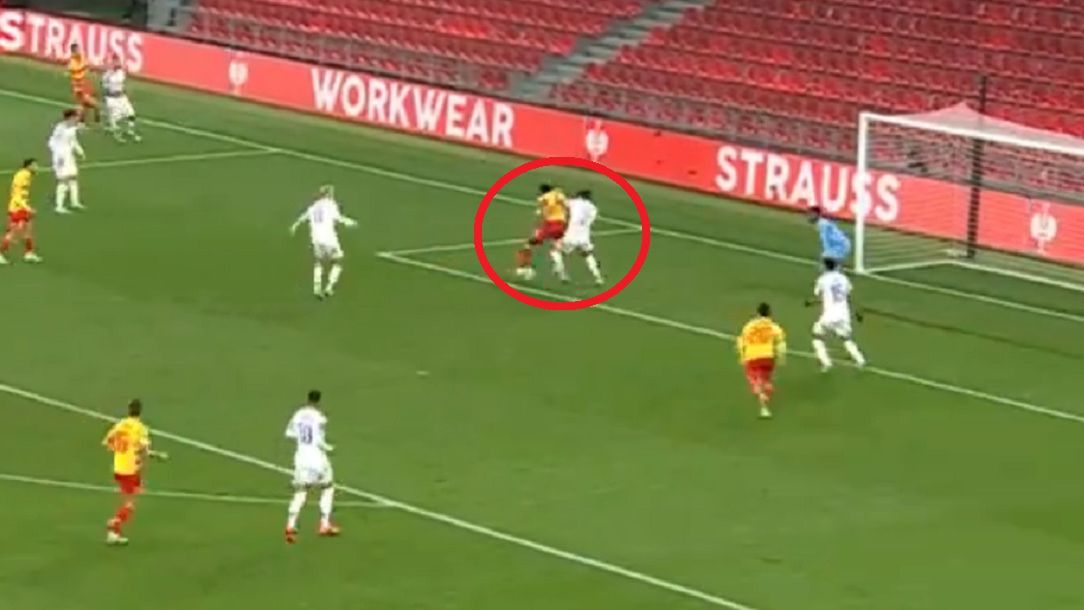 Screen / Polsat Sport / Na zdjęciu: Afimico Pululu strzelił fantastycznego gola w Kopenhadze