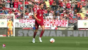 To przez ten napis na bandzie Rosjanie przerwali transmisję meczu Arminia - Bayern