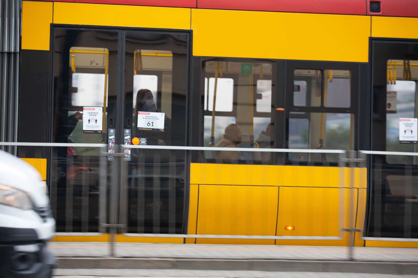 autobus tramwaj warszawa ztm komunikacja miejska transport publiczny