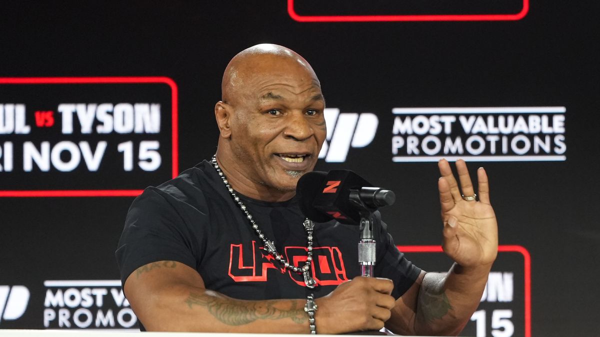 NEW YORK, NEW YORK - AUGUST 18: Mike Tyson speaks during a press conference at Fanatics Fest NYC at Javits Center on August 18, 2024 in New York City. (Photo by John Nacion/Getty Images)