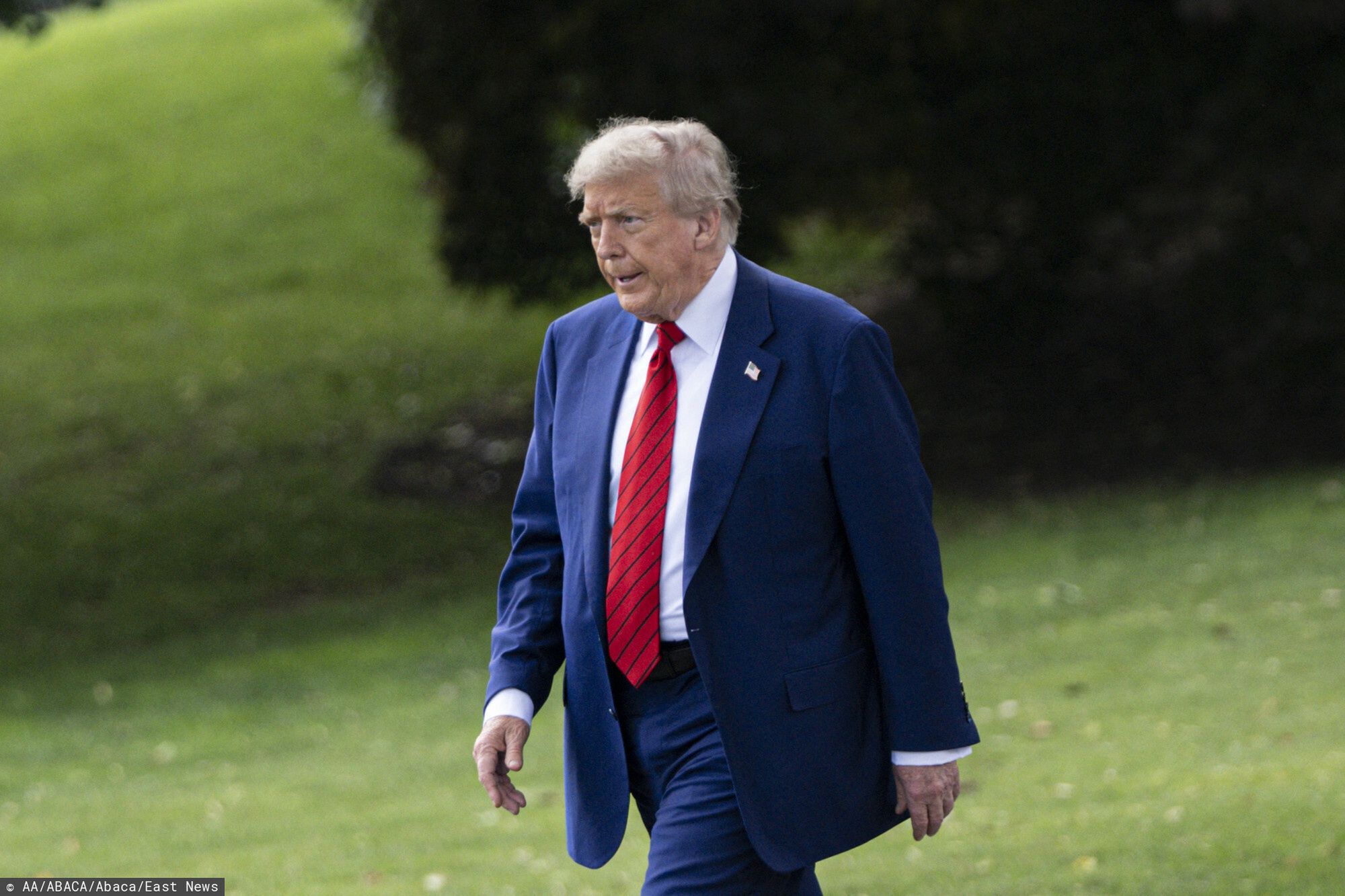 Archiwum zagraniczne East News 2025-06
WASHINGTON DC, UNITED STATES - JUNE 20: United States President Donald Trump departs from the White House for Bedminster, New Jersey, in Washington DC, United States, on June 20, 2025. Celal Gunes / Anadolu/ABACAPRESS.COM
AA/ABACA