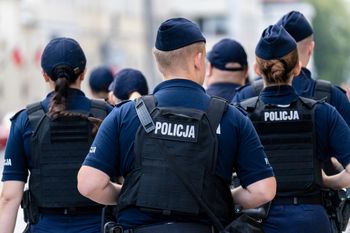 7 tys. zł to za mało? Policja ostatnia w rankingu