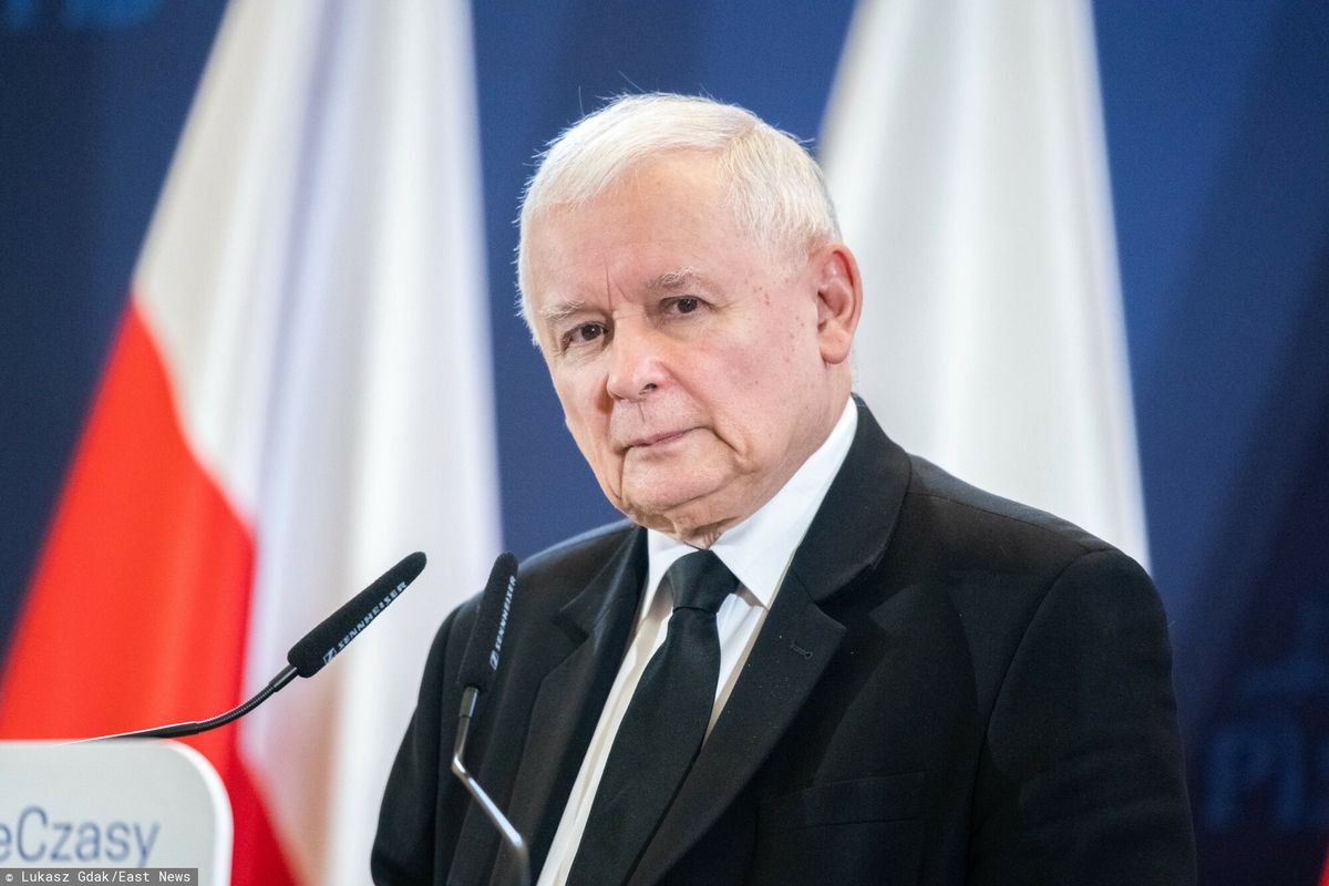 KO przed PiS. Najnowszy sondaż partyjny. Na zdjęciu prezes partii rządzącej Jarosław Kaczyński