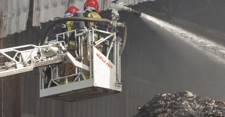 Poranny pożar na wysypisku. Akcja strażaków