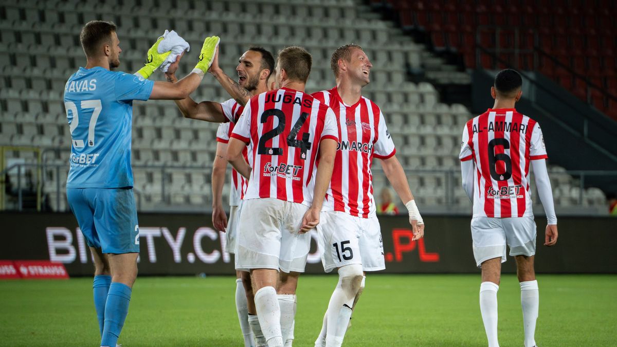 Zdjęcie okładkowe artykułu: Getty Images / Marcin Golba/NurPhoto / Na zdjęciu: Cracovia jest objawieniem tego sezonu