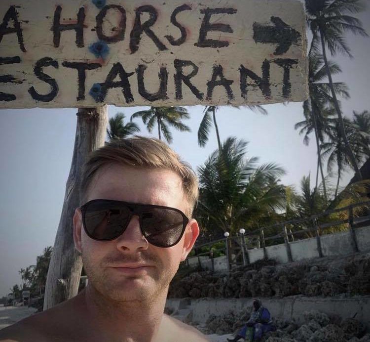 Rafał Zawierucha prowadzi warsztaty aktorskie na Zanzibarze