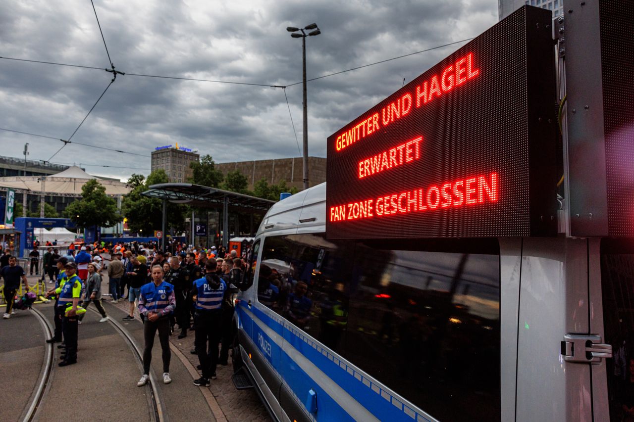 In the photo: warning about storms in Germany