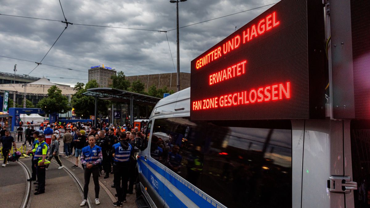 Na zdjęciu: ostrzeżenie przed burzami w Niemczech