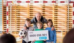 Michał Pazdan zachęca do przekazywania 1 proc. podatku na SOS Wioski Dziecięce (wideo)