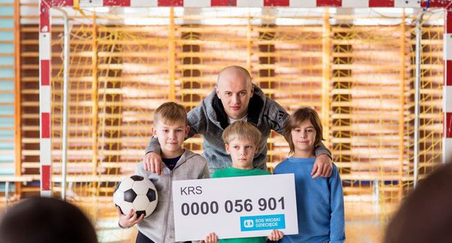 Michał Pazdan zachęca do przekazywania 1 proc. podatku na SOS Wioski Dziecięce (wideo)