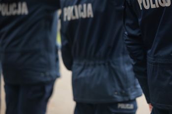 Skandal w Piasecznie. Nowe fakty ws. wykorzystania policjantki