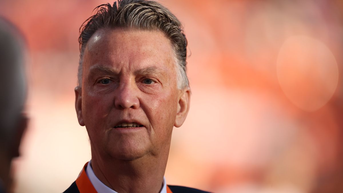 Rotterdam, Holandia, 11.06.2022. Trener piłkarskiej reprezentacji Holandii Louis van Gaal przed meczem Ligi Narodów z Polską w Rotterdamie, 11 bm. (js) PAP/Leszek Szymański