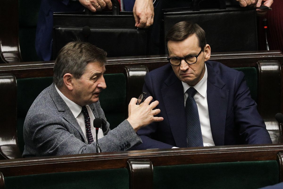 Marek Kuchciński już może się cieszyć - w okręgu numer 22 Państwowa Komisja Wyborcza podsumowała 100 proc. głosów