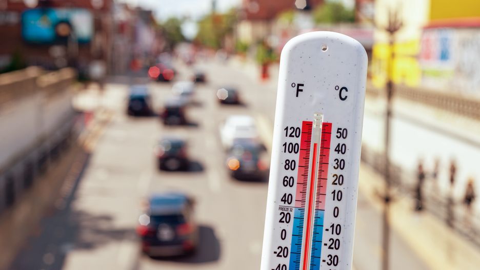 IMGW wydało najwyższy alert przed upałami. Temperatura może osiągnąć 37 st. C 