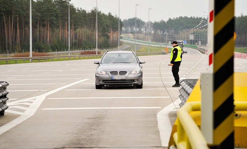 Odstęp na autostradach będzie pod nadzorem. Ministerstwo Infrastruktury opracuje nowe przepisy