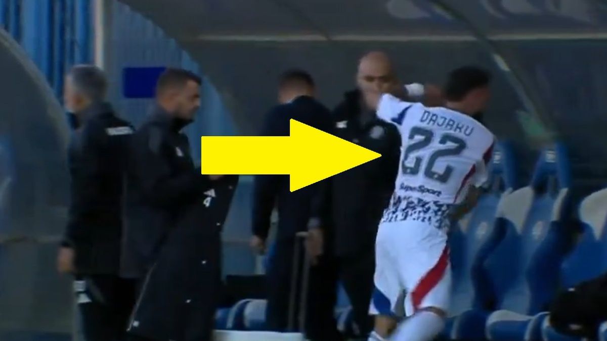 Leon Dajaku cisnął butelką w ławkę rezerwowych